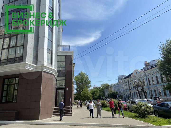 Офис с водой и балконом в центре 42,6 м²