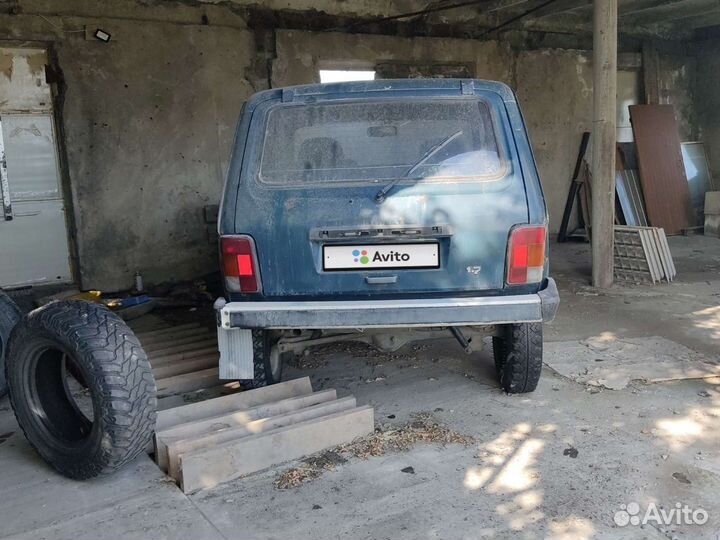LADA 4x4 (Нива) 1.7 МТ, 1997, 200 000 км