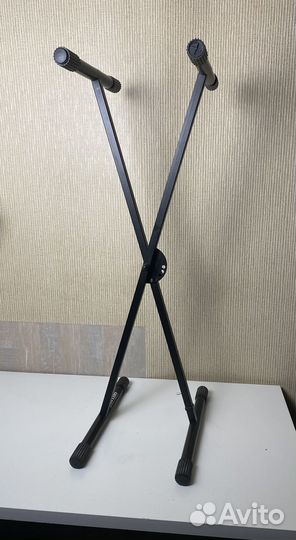 Стойка под клавишные