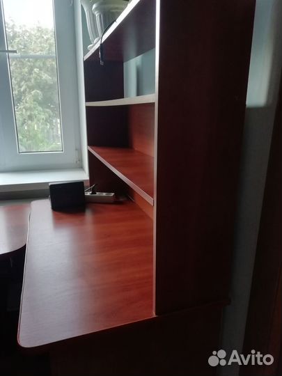 Письменный стол