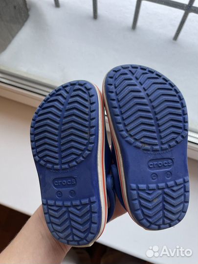 Сандалии Crocs C7