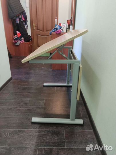 Письменный стол/парта