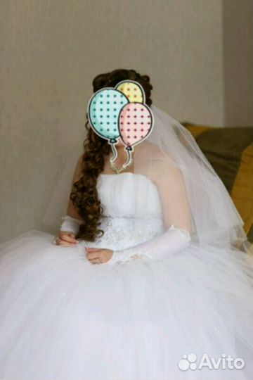 Свадебное платье