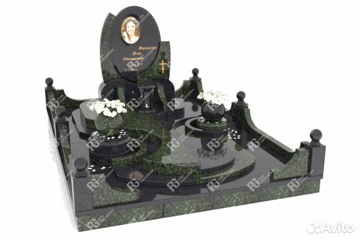 Памятники цветные