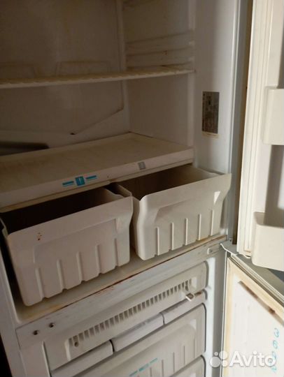 Холодильник на запчасти