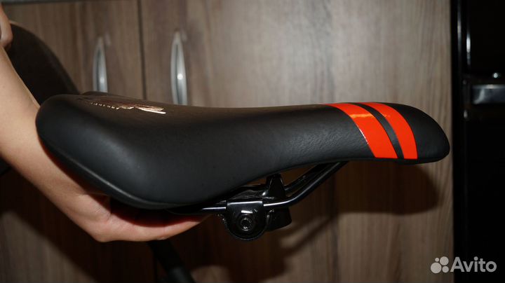 Седло для велосипеда Stels MD950