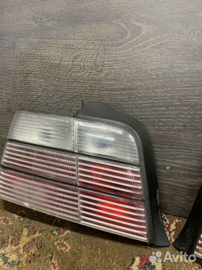 Задние фонари BMW 3 E36