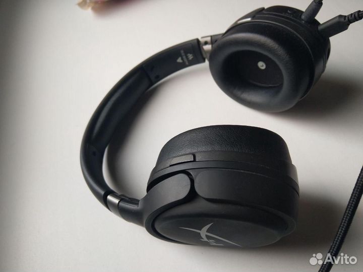 Наушники HyperX cloud orbit
