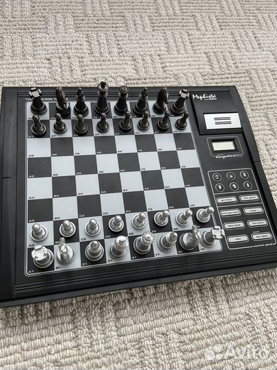 Шахматный компьютер mephisto from saitek