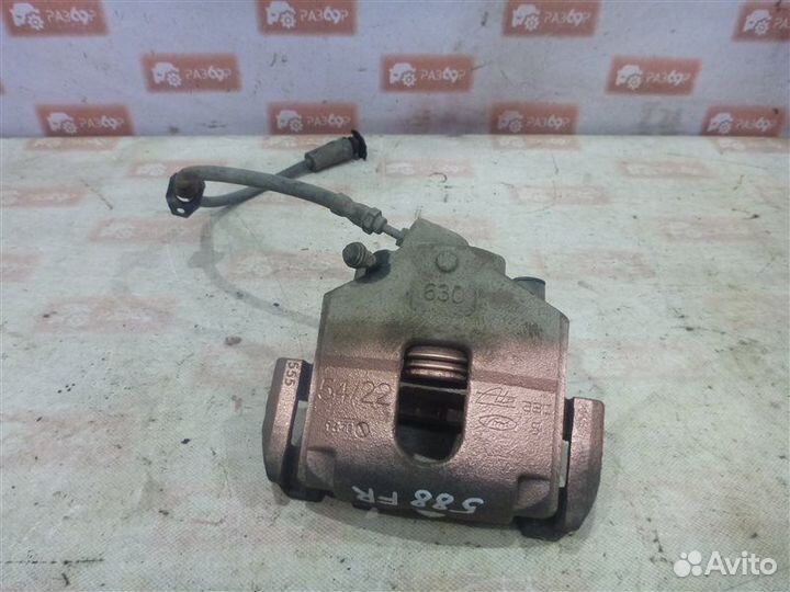 Суппорт передний правый Ford Fusion CBK fxja 2008