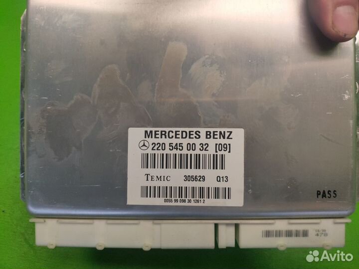 Блок управления пневмоподвеской Mercedes W220 220