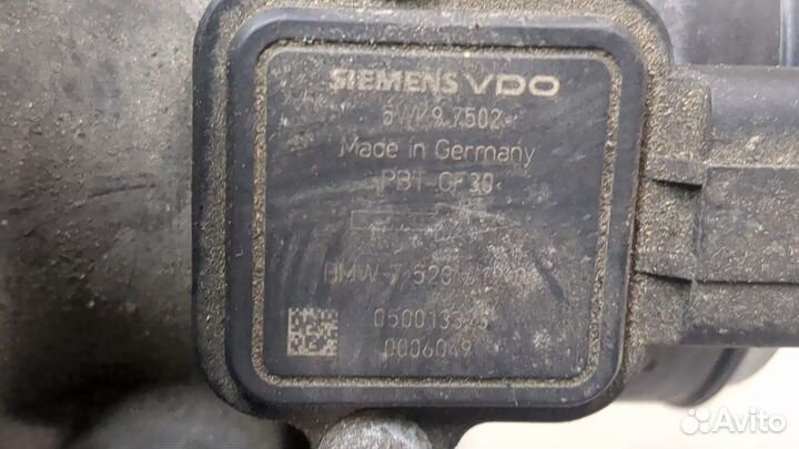 Корпус воздушного фильтра BMW 5 E60, 2003