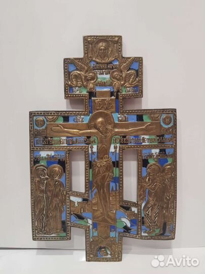 Распятие с предстоящими 6 эмалей
