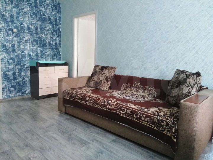 2-к. квартира, 47 м², 1/5 эт.