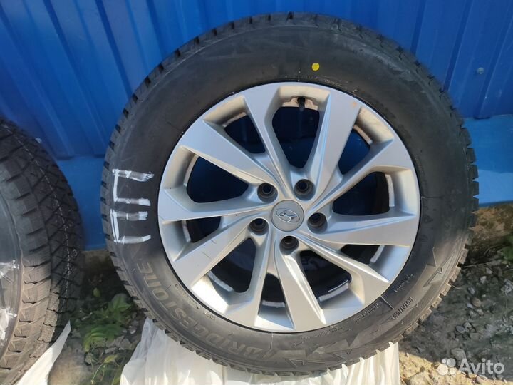 Bridgestone Blizzak DM-V2 225/60 R17