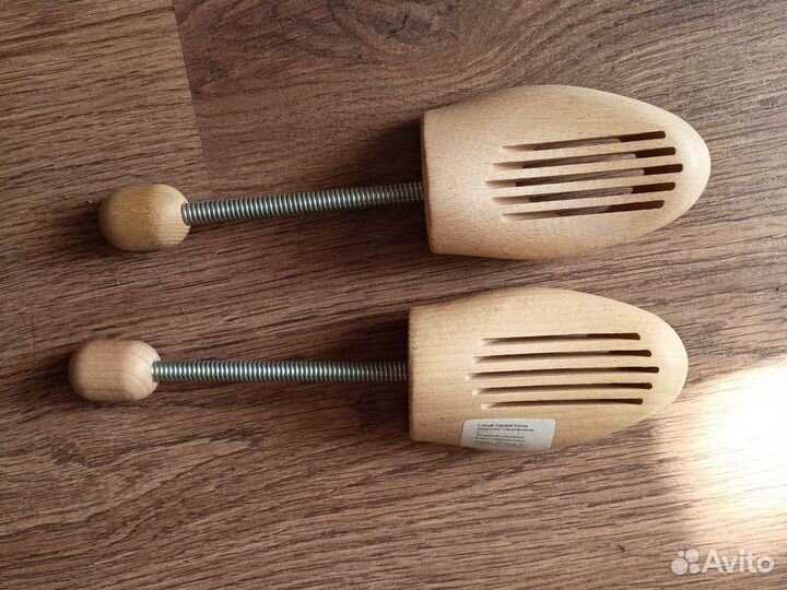 Деревянные колодки для хранения обуви