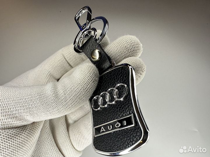 Брелок Audi кожа-хром