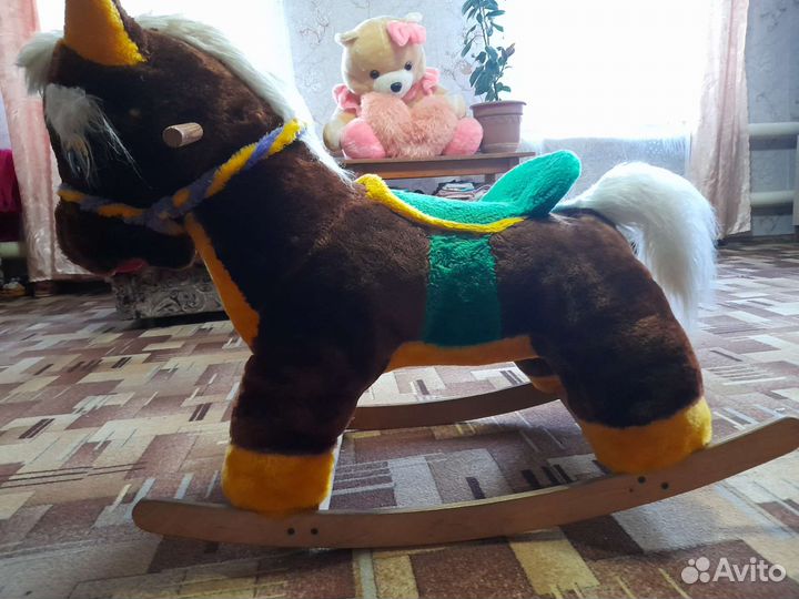 Игрушка качалка лошадь