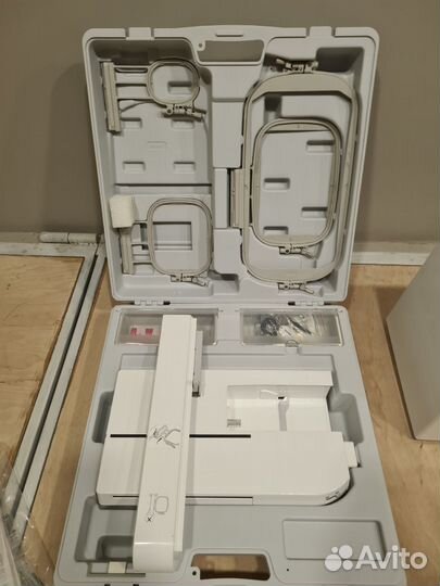 Швейно-вышивальная Brother Innovis - 4000