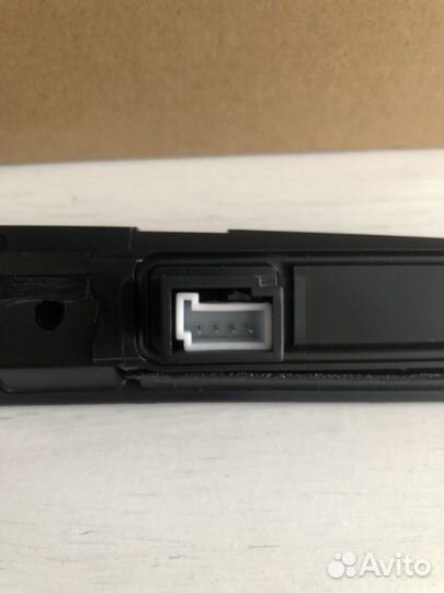 Кнопка багажника BMW X3 e83/X5 e53 (Новая)