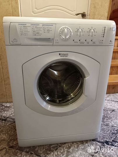 Стиральная машина Аристон узкая