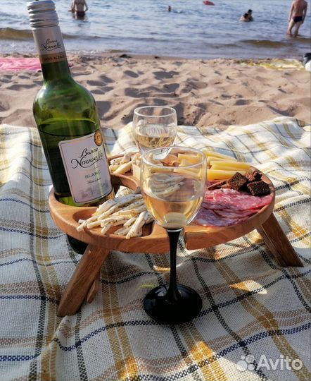 Винный столик менажница