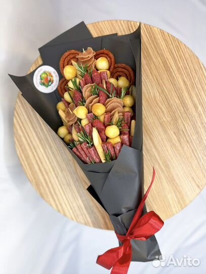 Вкусный мясной букет