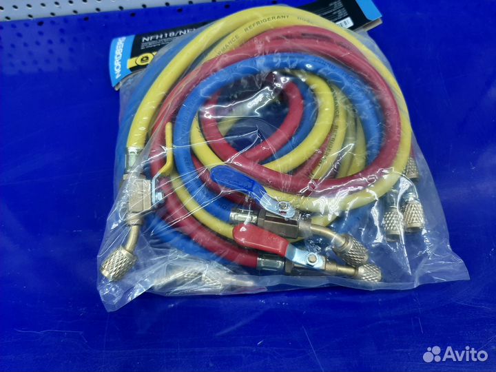 Шланг заправочный для фреона 3,0 м (в компл. 3 шт)