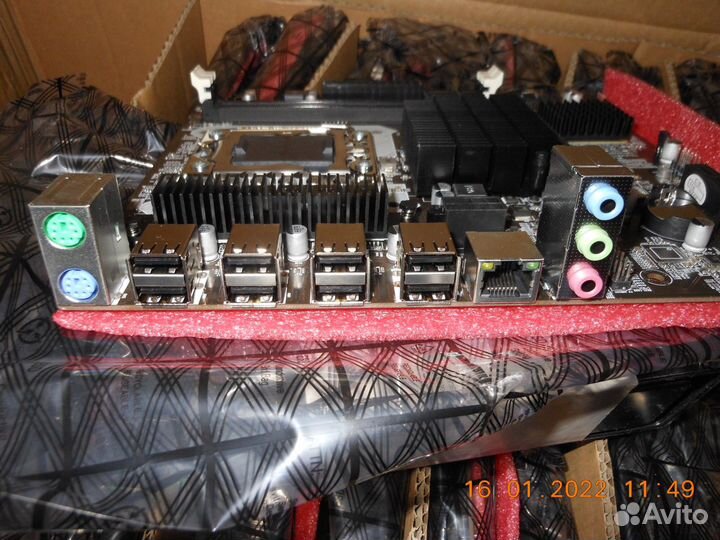 Новые 6-ти ядерные комплекты Intel для сборки