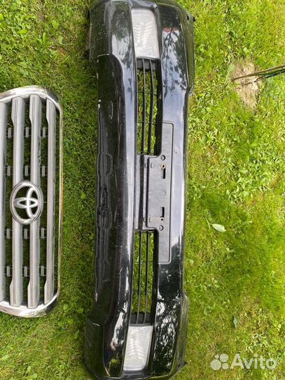 Решетка радиатора toyota land cruiser 200 (07-12)