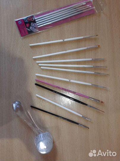 Кисти для маникюра