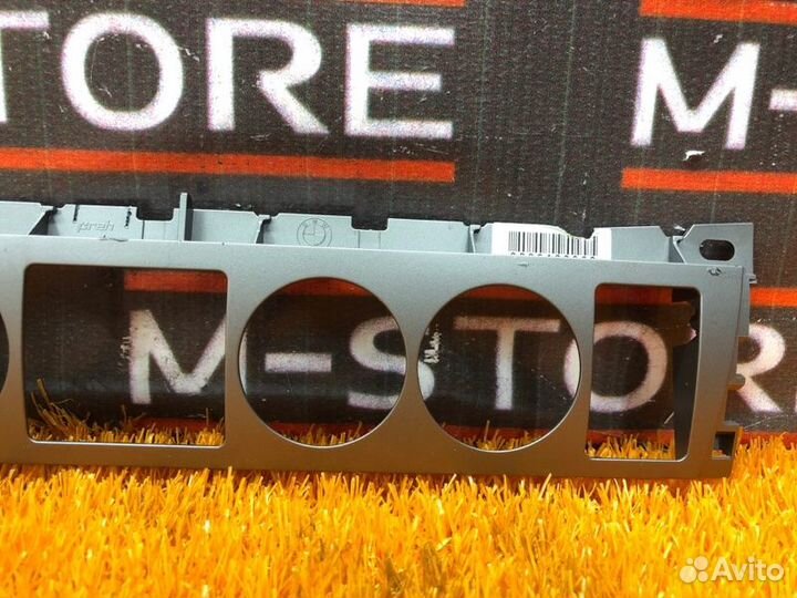 Накладка декоративная Bmw 7-Series E65 N62B48B