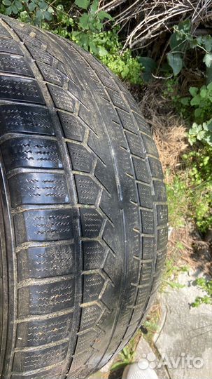 Toyo Open Country W/T 295/40 R20 110V