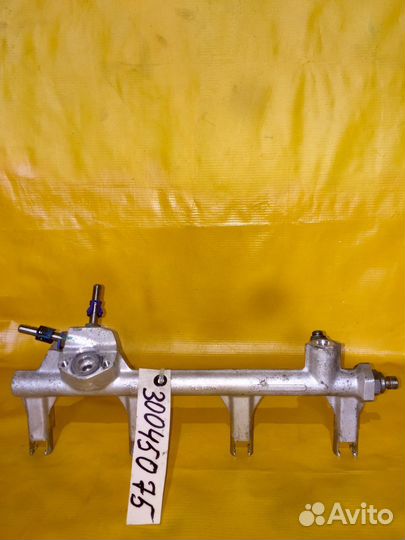 Рейка Топливная Рампа Opel Zafira B Z22YH