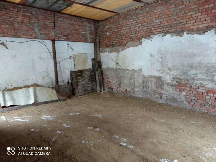 Гараж, > 30 м²