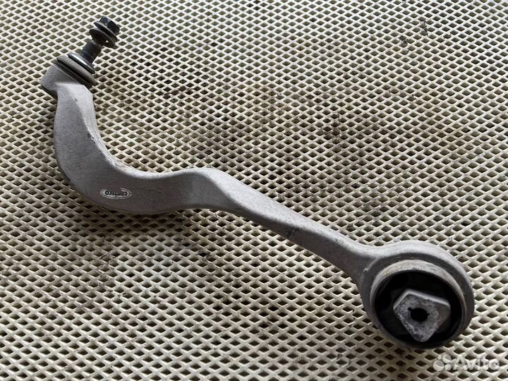 Рычаг подвески передний правый BMW5 E60