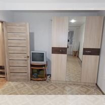 2-к. квартира, 40 м², 1/5 эт.