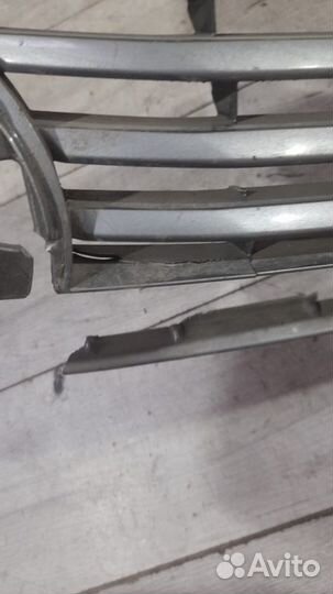 Решетка радиатора Lexus Es6 С 2012 По 2018 Год