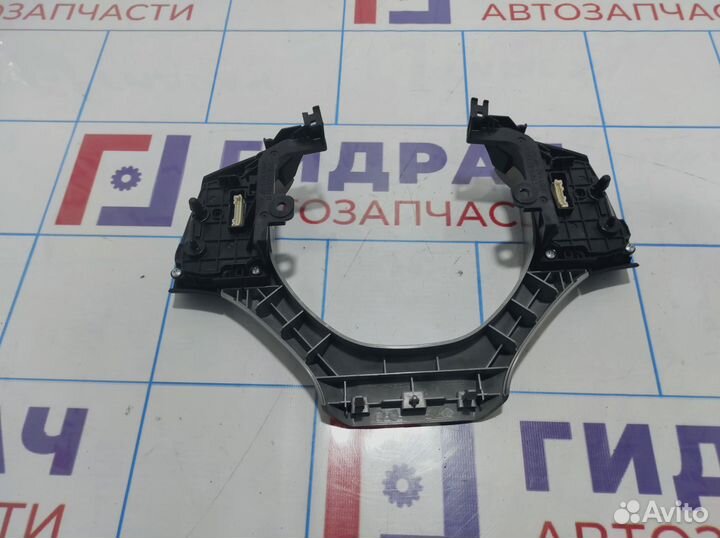 Блок кнопок в рулевое колесо Lexus RX270 (AL10) 84