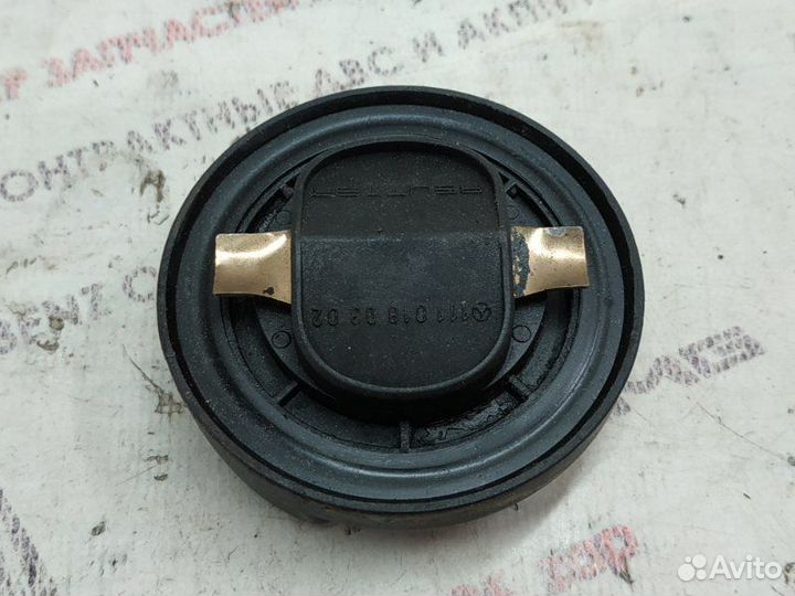 Крышка маслозаливная Mercedes