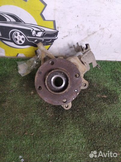 Кулак поворотный передний правый Peugeot Partner