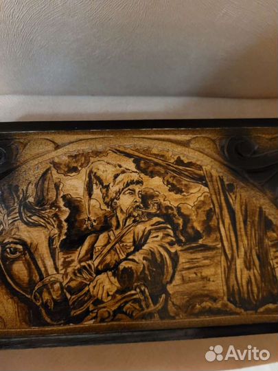 Ящик резной, ручной работы