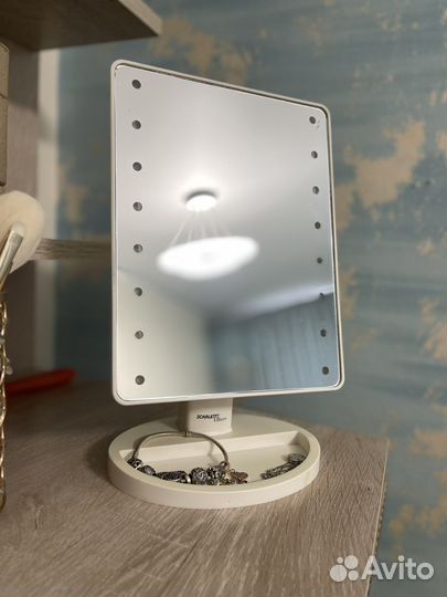 Зеркало с подсветкой настольное