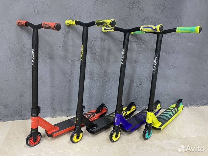 Самокат трюковой Vespa XL