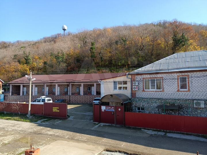 Комната 25 м² в > 9-к., 1/2 эт.