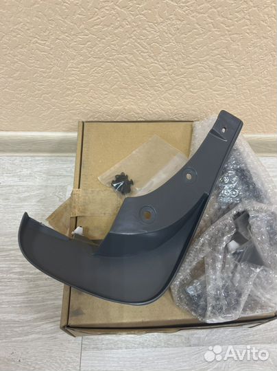 Брызговики передние Mazda Premacy 98