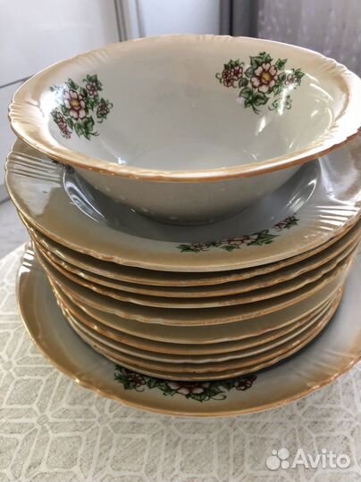 Набор тарелок фарфор