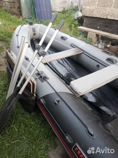 Лодка Спрут 340Т