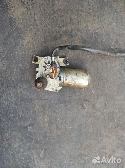 Редуктор заднего стеклоочистителя