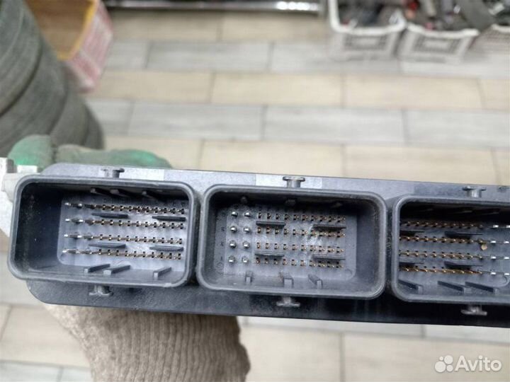 Блок управления двс Land Rover Discovery L319 AJD